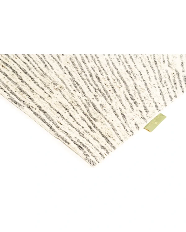 Diagonal-Drift-Mirzapur-Rugs